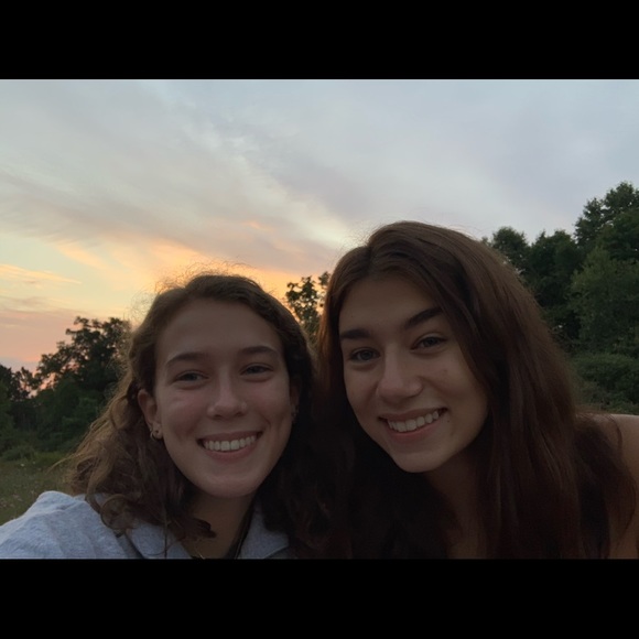 Meet your Posher, Katie - Picture 1 of 1